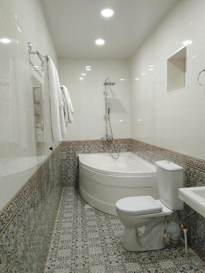 Shahriston - Hotel חיווה מראה חיצוני תמונה